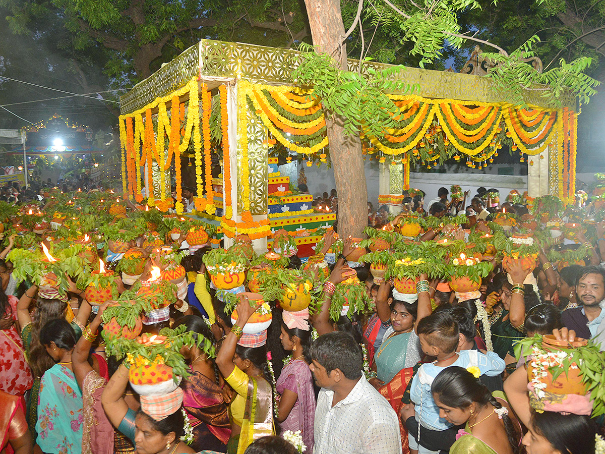 Bonalu Celebrations at Nalgonda District Photos4