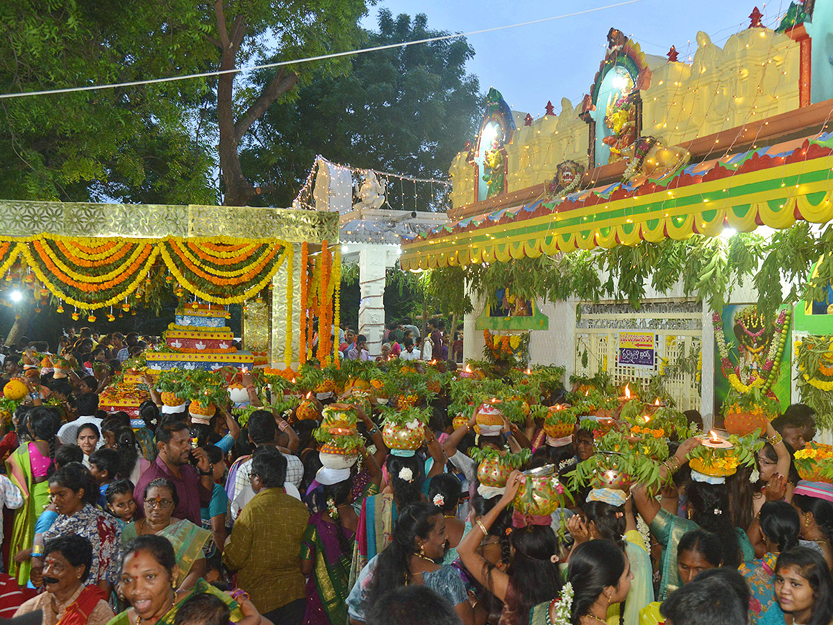 Bonalu Celebrations at Nalgonda District Photos6