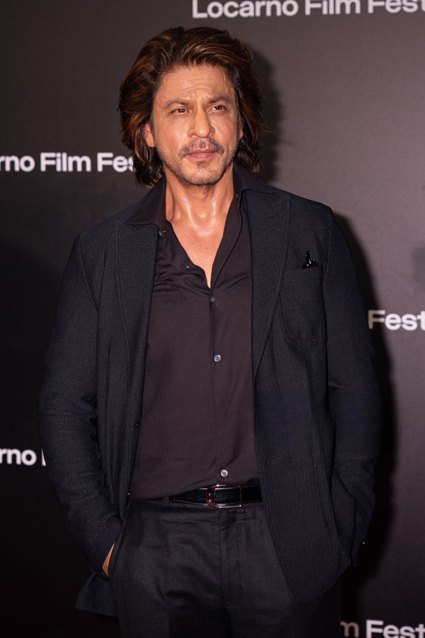 Bollywood Actor Shah Rukh Khan Received 77th Locarno Film Festival Award2