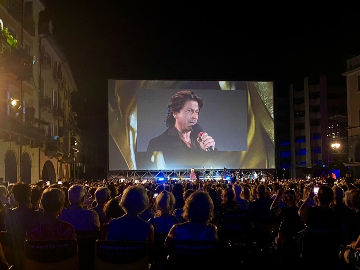 Bollywood Actor Shah Rukh Khan Received 77th Locarno Film Festival Award16