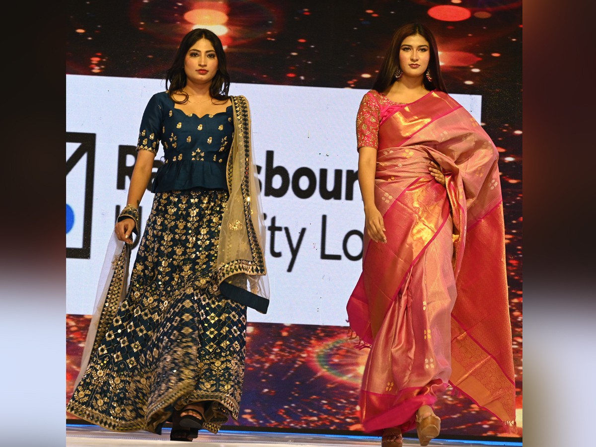 Models Rampwalk In Indi Western Outfits14