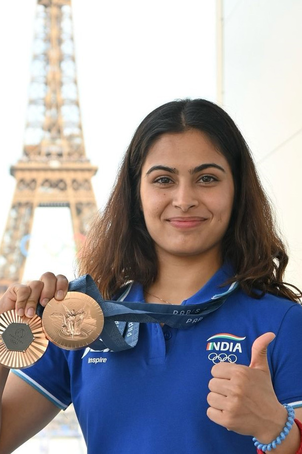 Manu Bhaker Marrying Neeraj Chopra? Photos17
