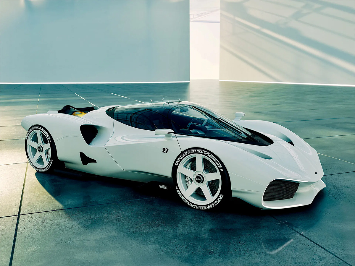 Nilu27 Unveils Nilu Hypercar V12 Photos7
