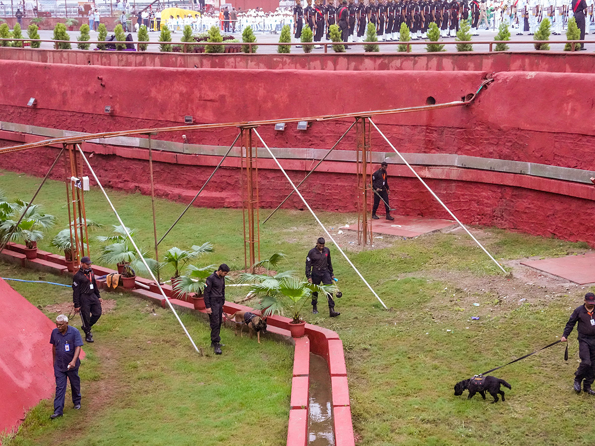 Rehearsal for the 78th Independence Day celebrations at Red Fort18