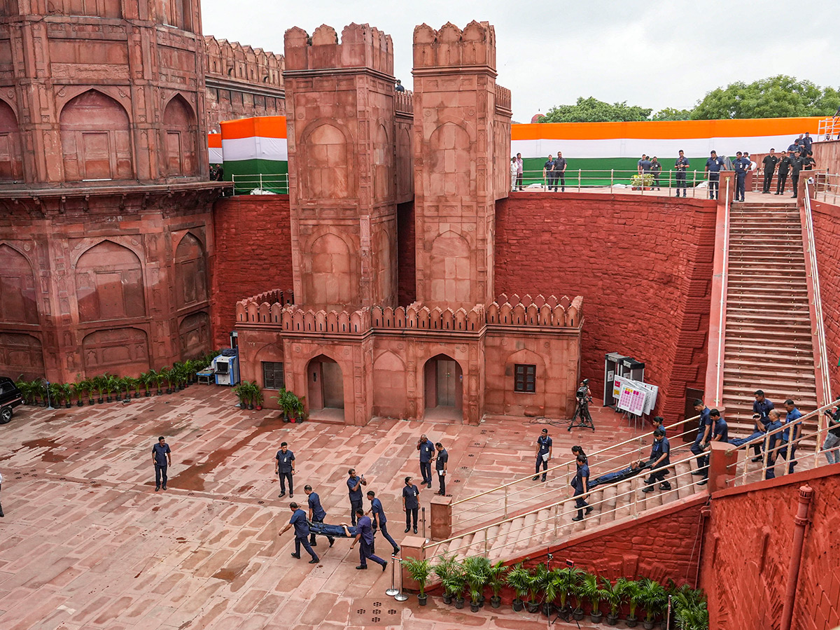 Rehearsal for the 78th Independence Day celebrations at Red Fort7