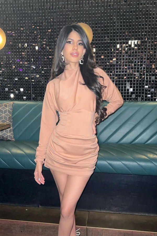 Hardik Pandya Dating Rumors With British Singer And Actress Jasmin Walia: Photos11