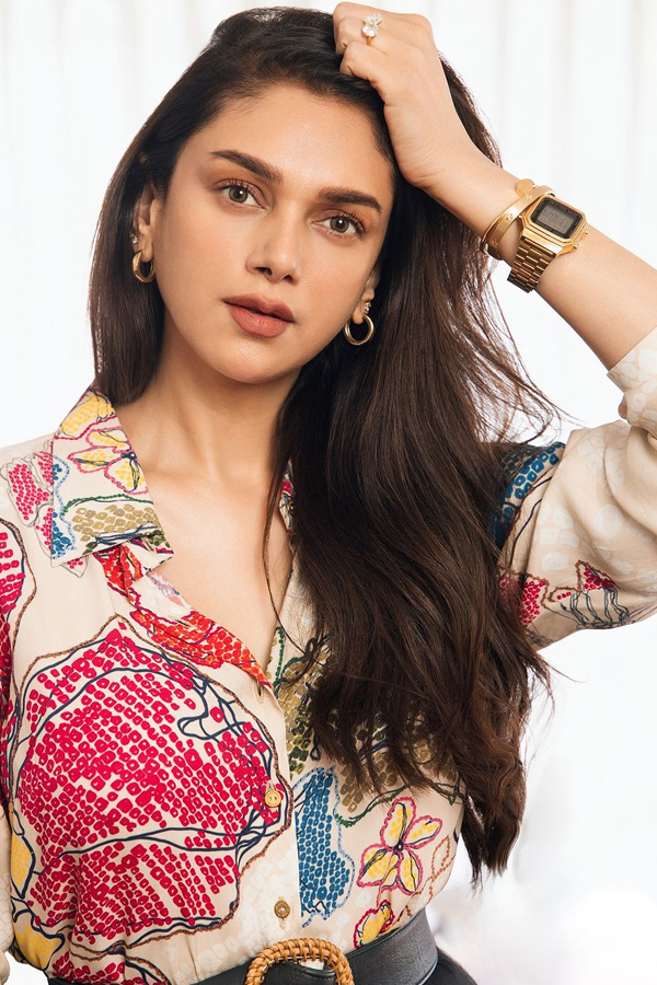 Heeramandi Beauty Aditi Rao Hydari Latest Looks In Western Dress2