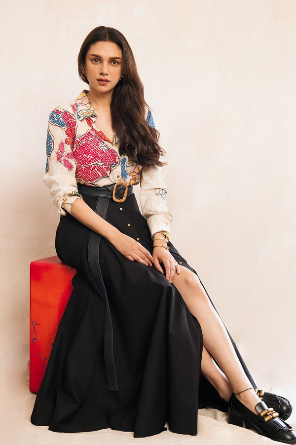 Heeramandi Beauty Aditi Rao Hydari Latest Looks In Western Dress5