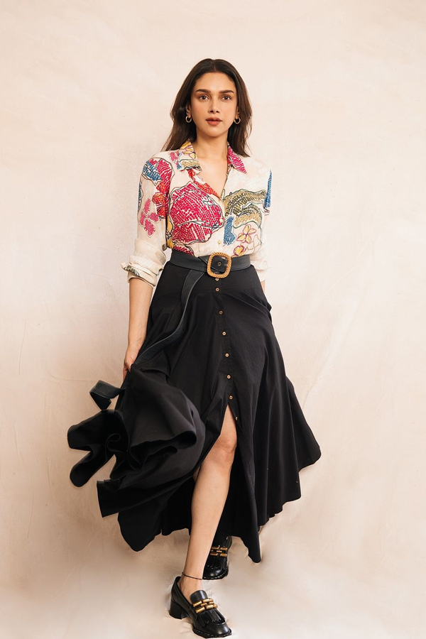 Heeramandi Beauty Aditi Rao Hydari Latest Looks In Western Dress9