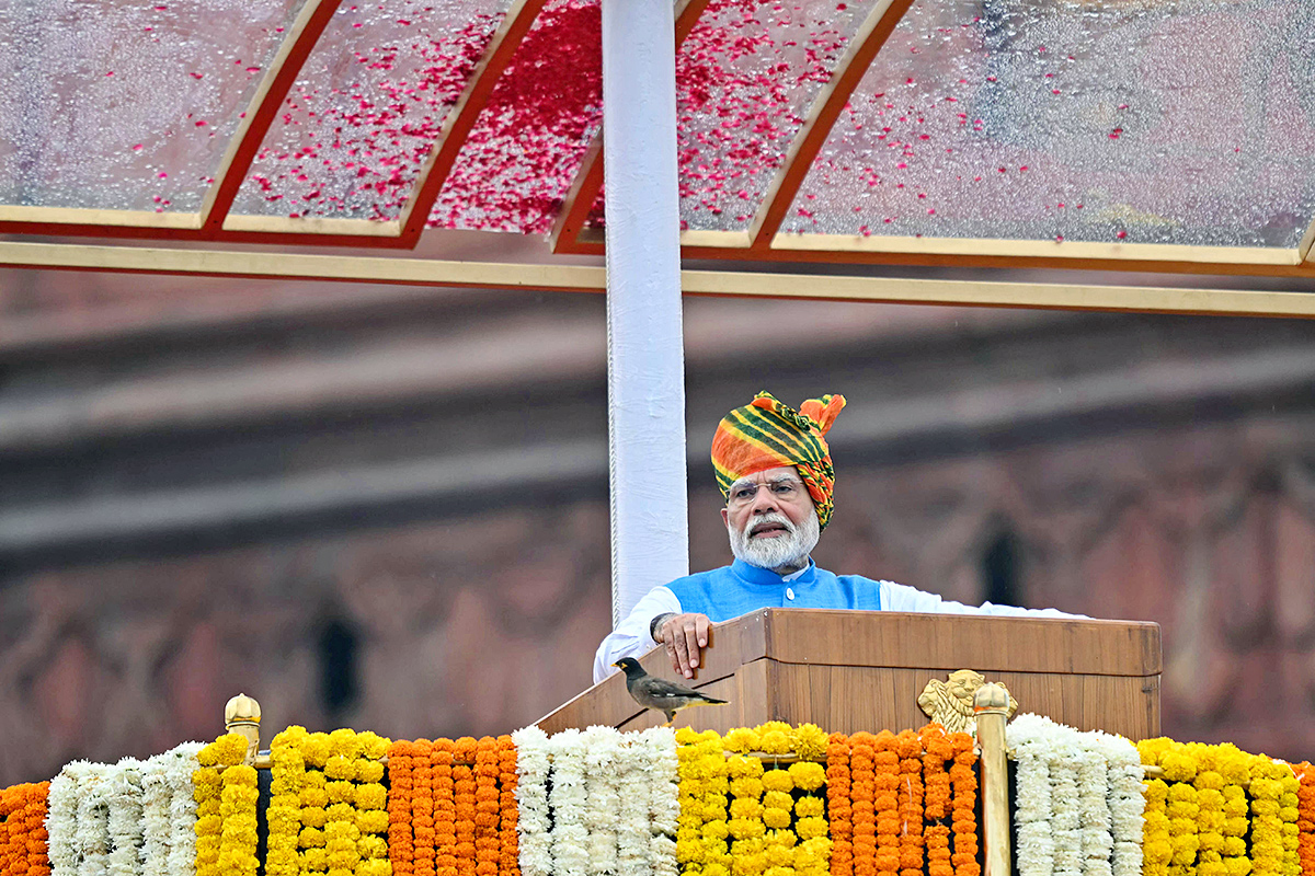 Independence Day 2024 PM Modi Flag Hoisting Live Updates25