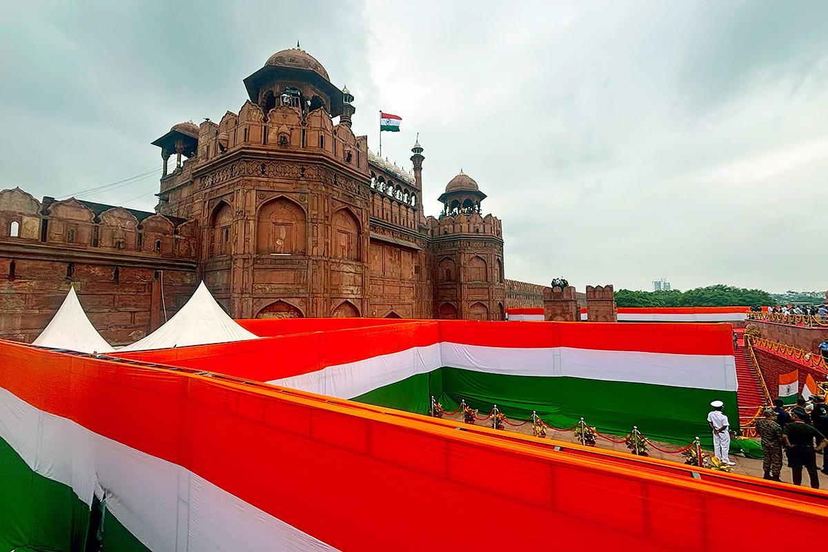 Independence Day 2024 PM Modi Flag Hoisting Live Updates26