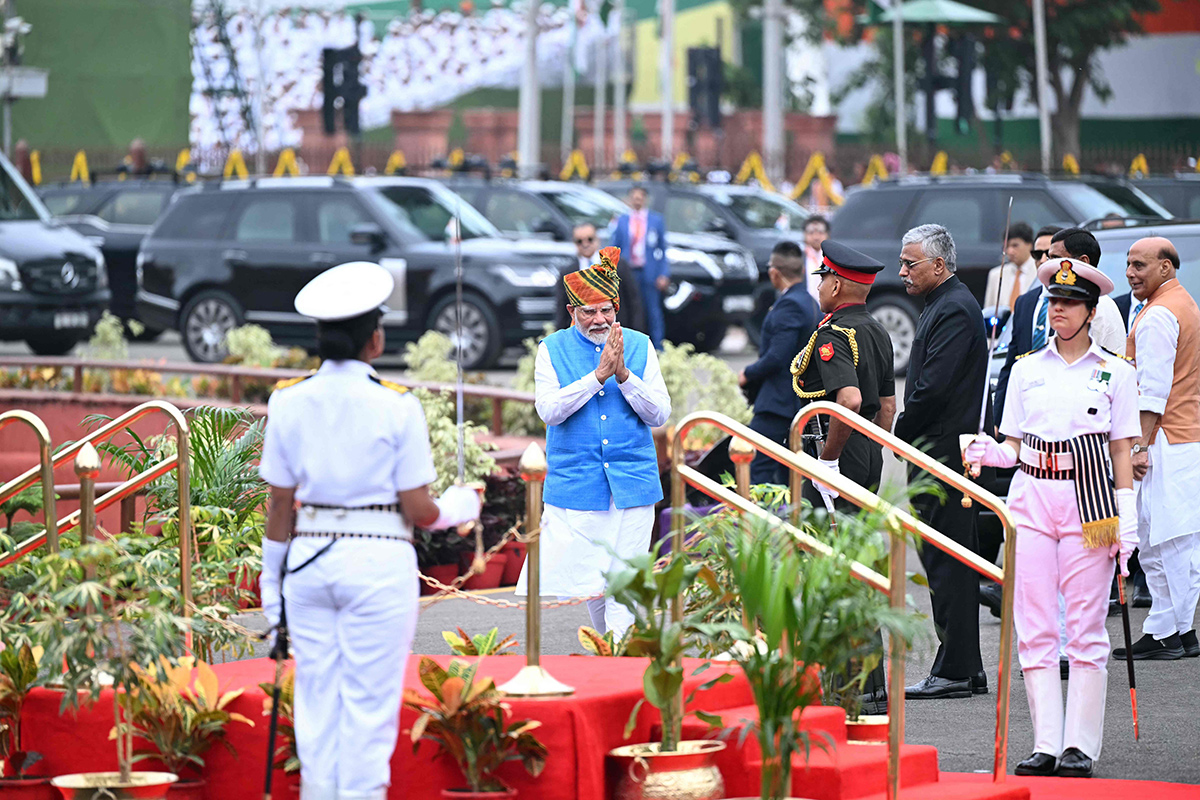 Independence Day 2024 PM Modi Flag Hoisting Live Updates5