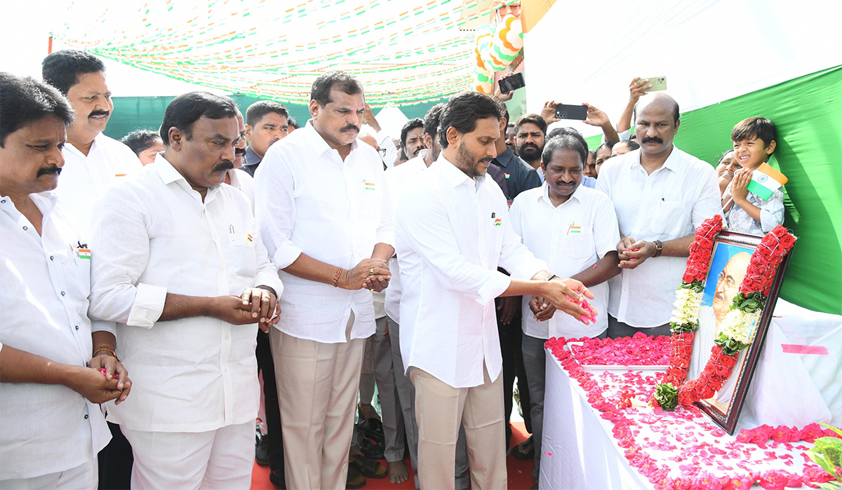 YS Jagan Participates in 78th Independence Day Celebrations4