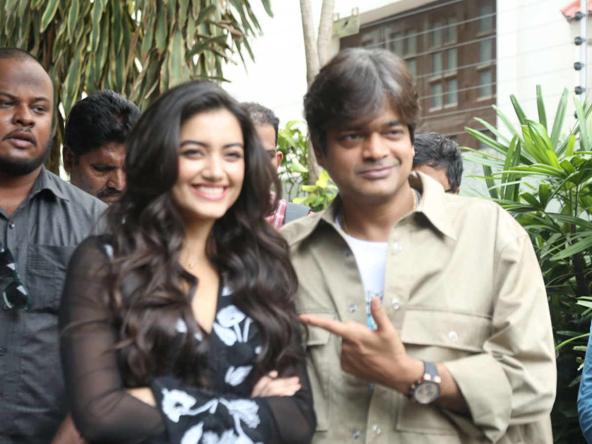 Ravi Teja Mr Bachchan Movie Success Celebrations Photos24