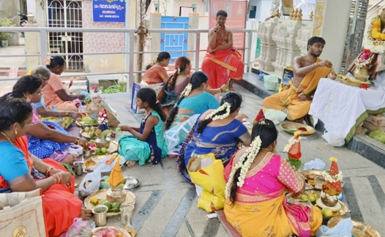 Varalakshmi Vratham Celebrations in Telugu States: Photos11