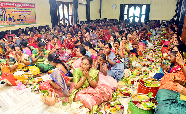 Varalakshmi Vratham Celebrations in Telugu States: Photos17