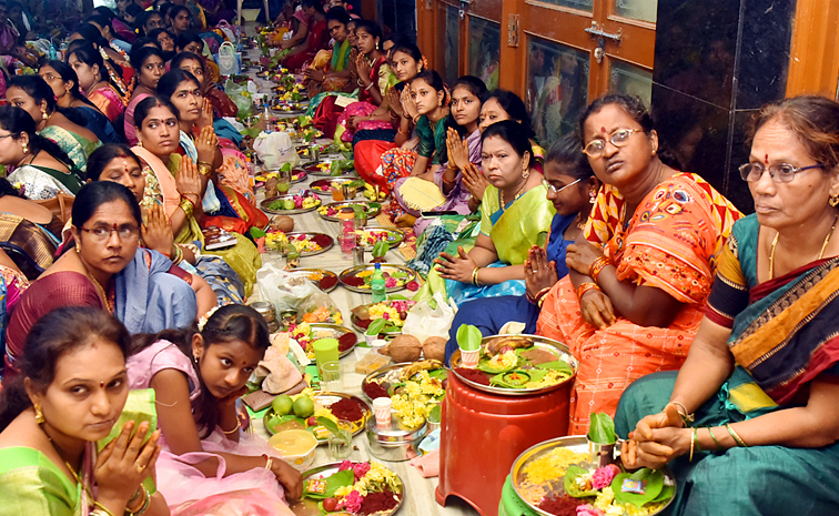 Varalakshmi Vratham Celebrations in Telugu States: Photos18