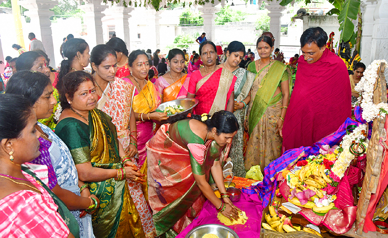 Varalakshmi Vratham Celebrations in Telugu States: Photos20