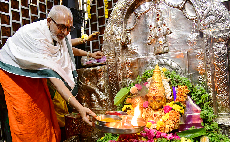 Varalakshmi Vratham Celebrations in Telugu States: Photos25