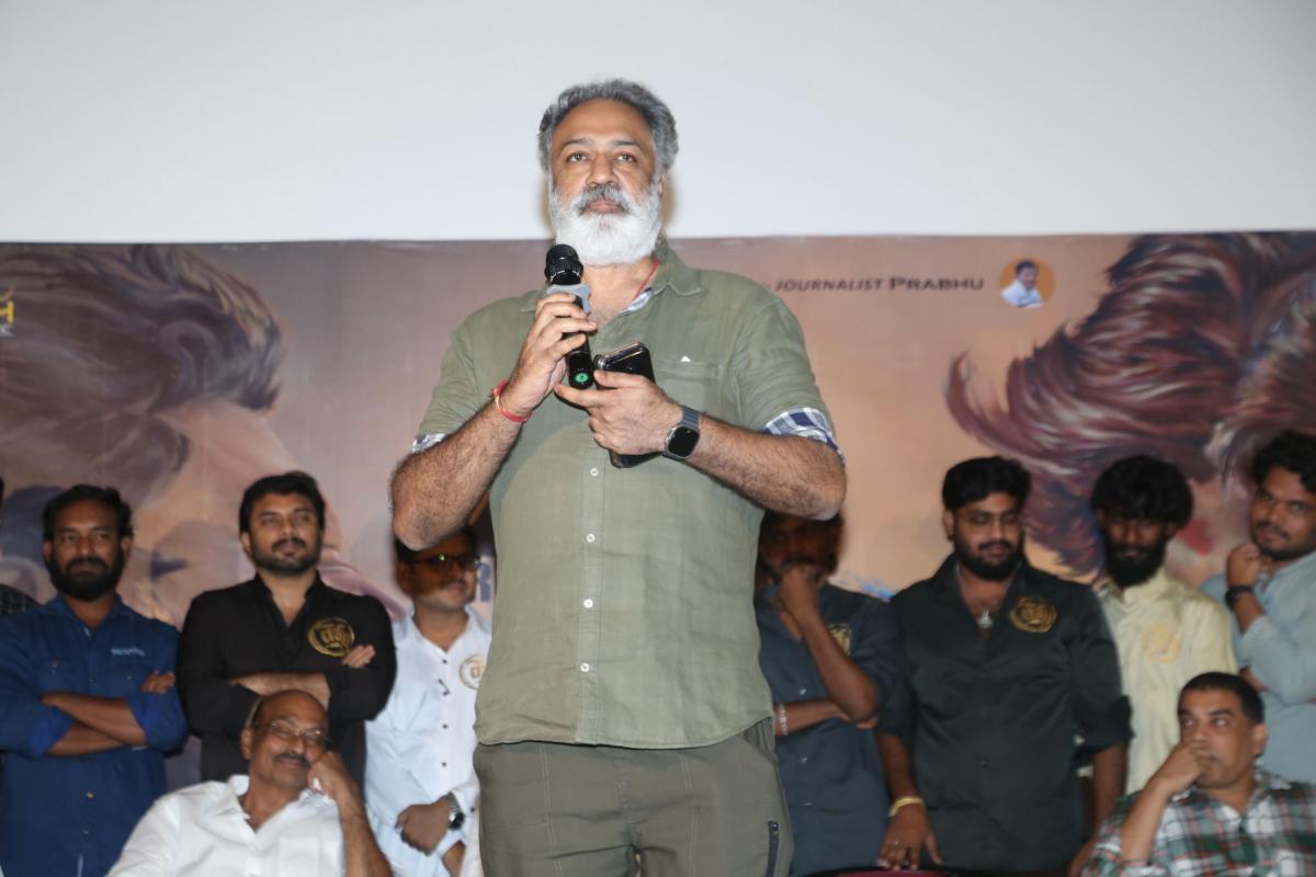 Revu Movie Trailer Launch Photos7