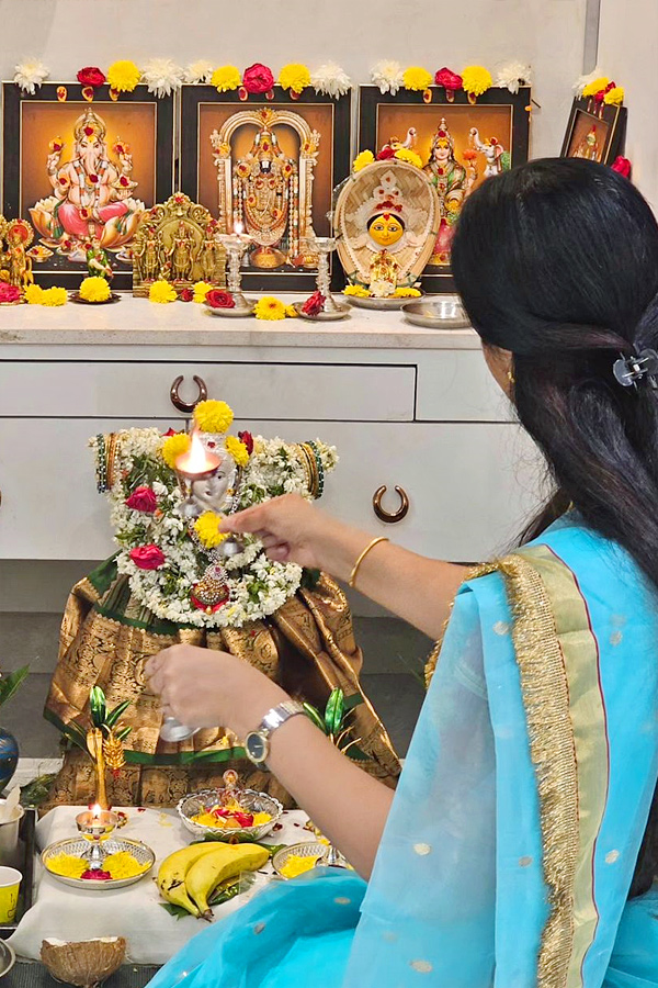 Heroine laya varalakshmi vratam pooja photos3