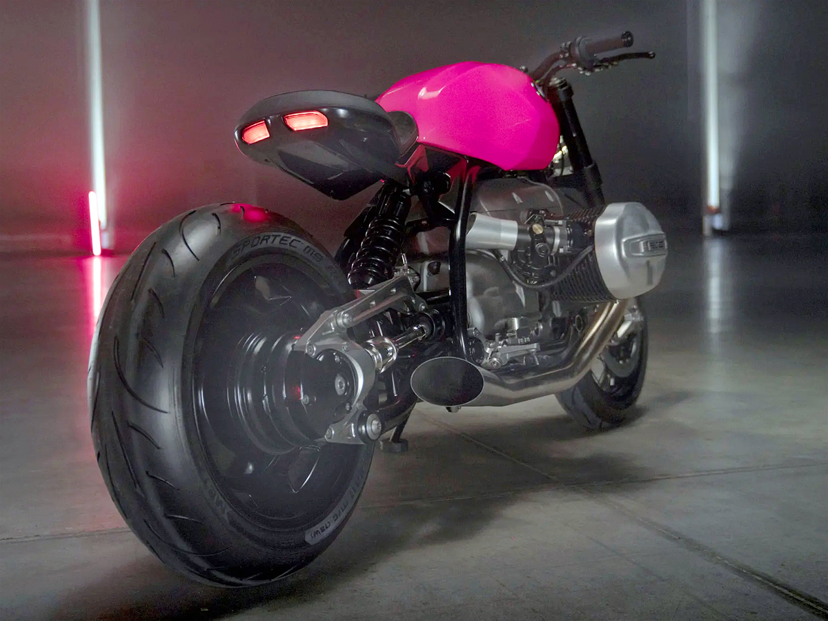 2000 CC BMW Boxer Motorcycle Photos12