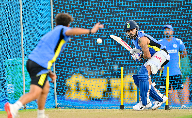 Gambhir And Kohli Share Light Moment in Practice ahead of the IND vs SL ODI Series Photos8