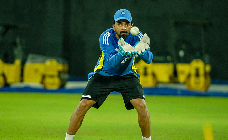 Gambhir And Kohli Share Light Moment in Practice ahead of the IND vs SL ODI Series Photos17
