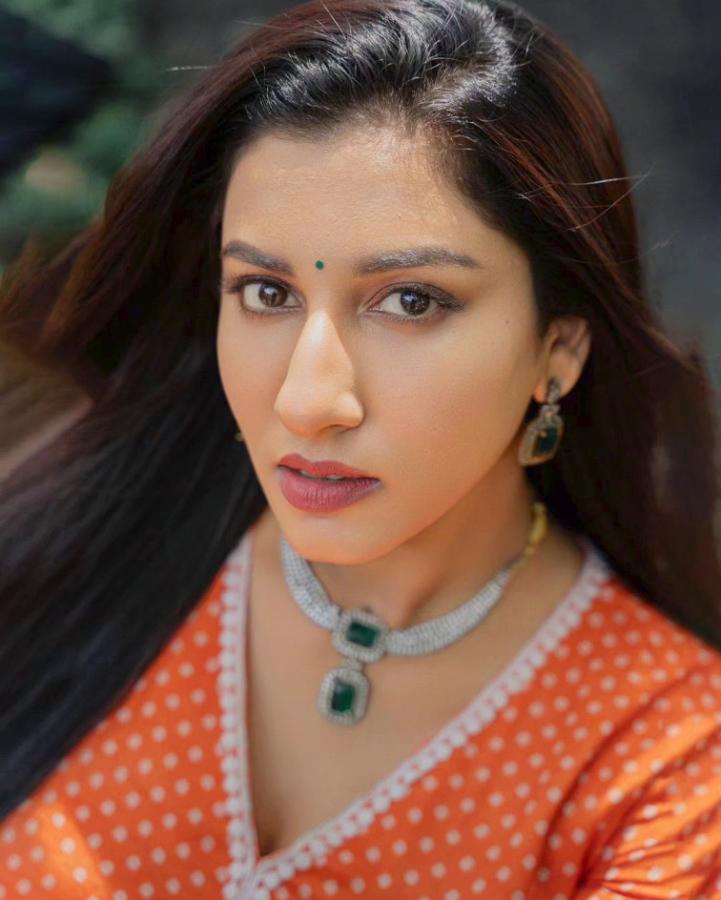 Vishnupriya Bhimeneni Latest Photos Goes Viral10