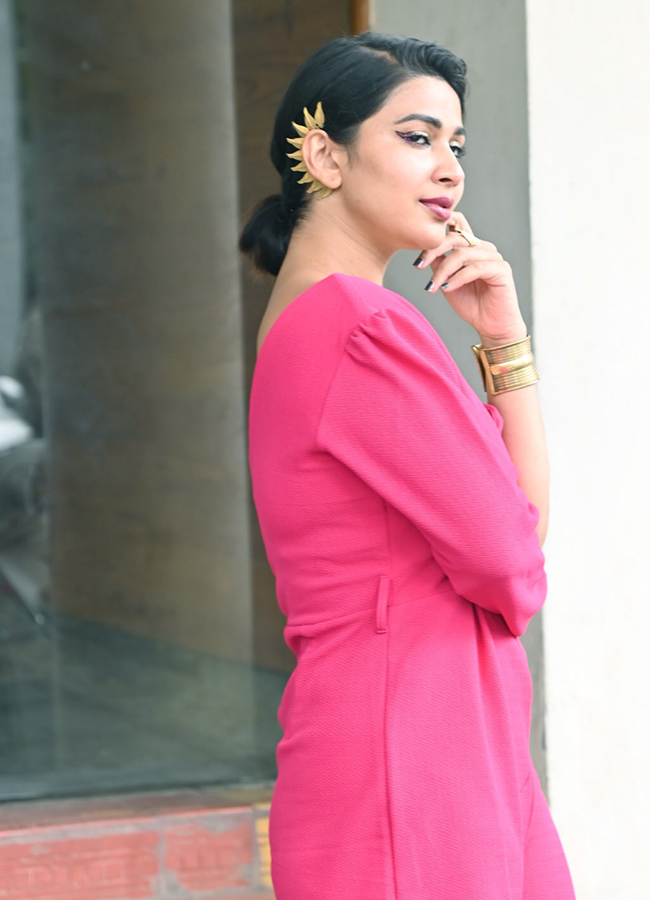 actress Inaya Sultana hot photos29
