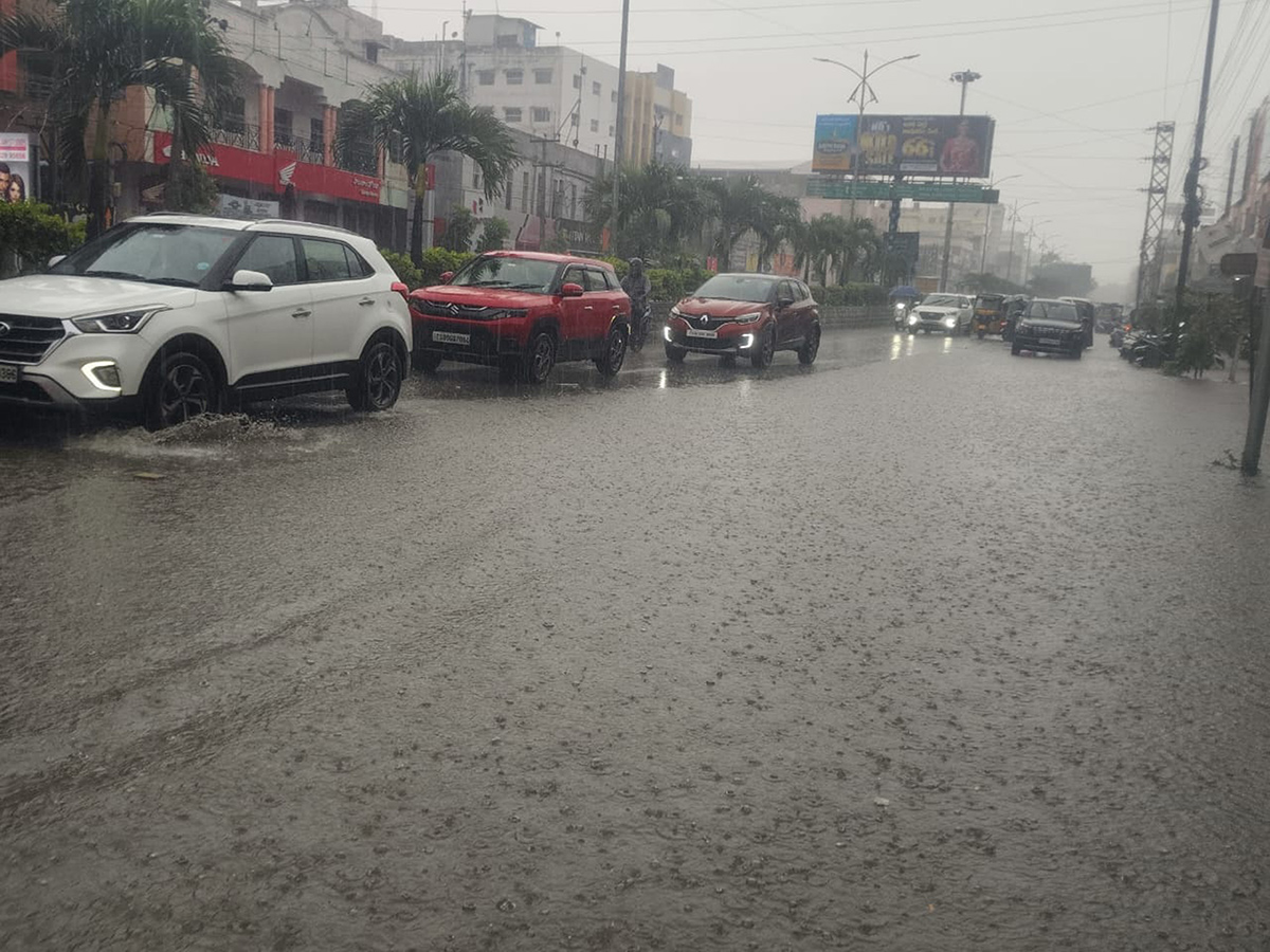 heavy rains in telangana 2024 photos21