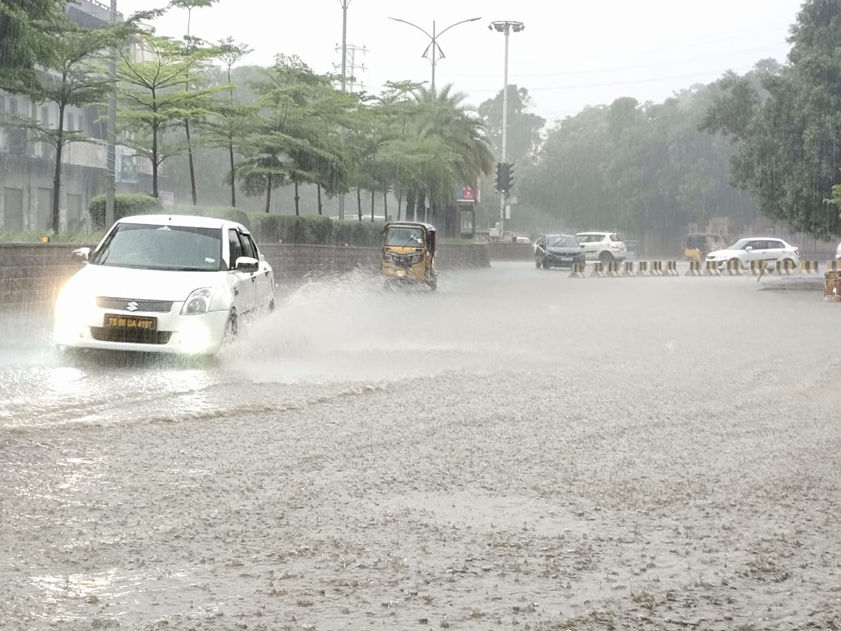 heavy rains in telangana 2024 photos9