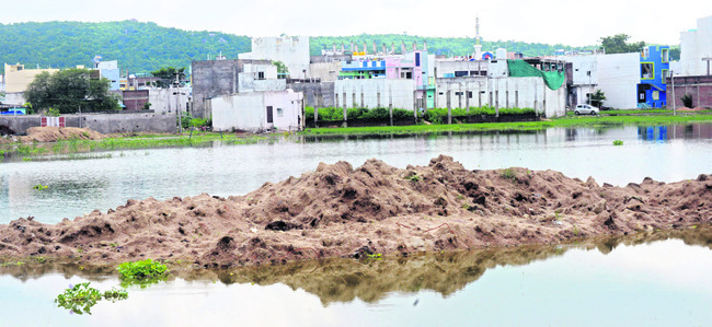 వరద నీటికి దారేదీ!4