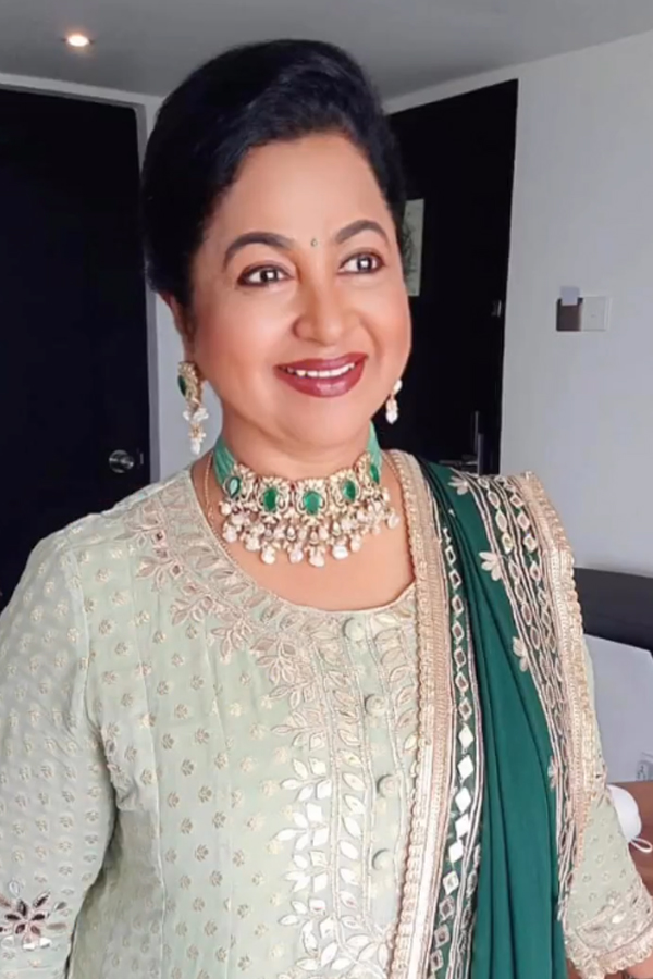 Actress Radikaa Sarathkumar Birthday Special Gallery6