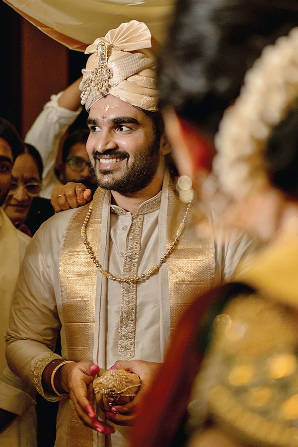 Kiran Abbavaram And Rahasya Gorak Wedding Shares in social Media to convey The wishes Photos3
