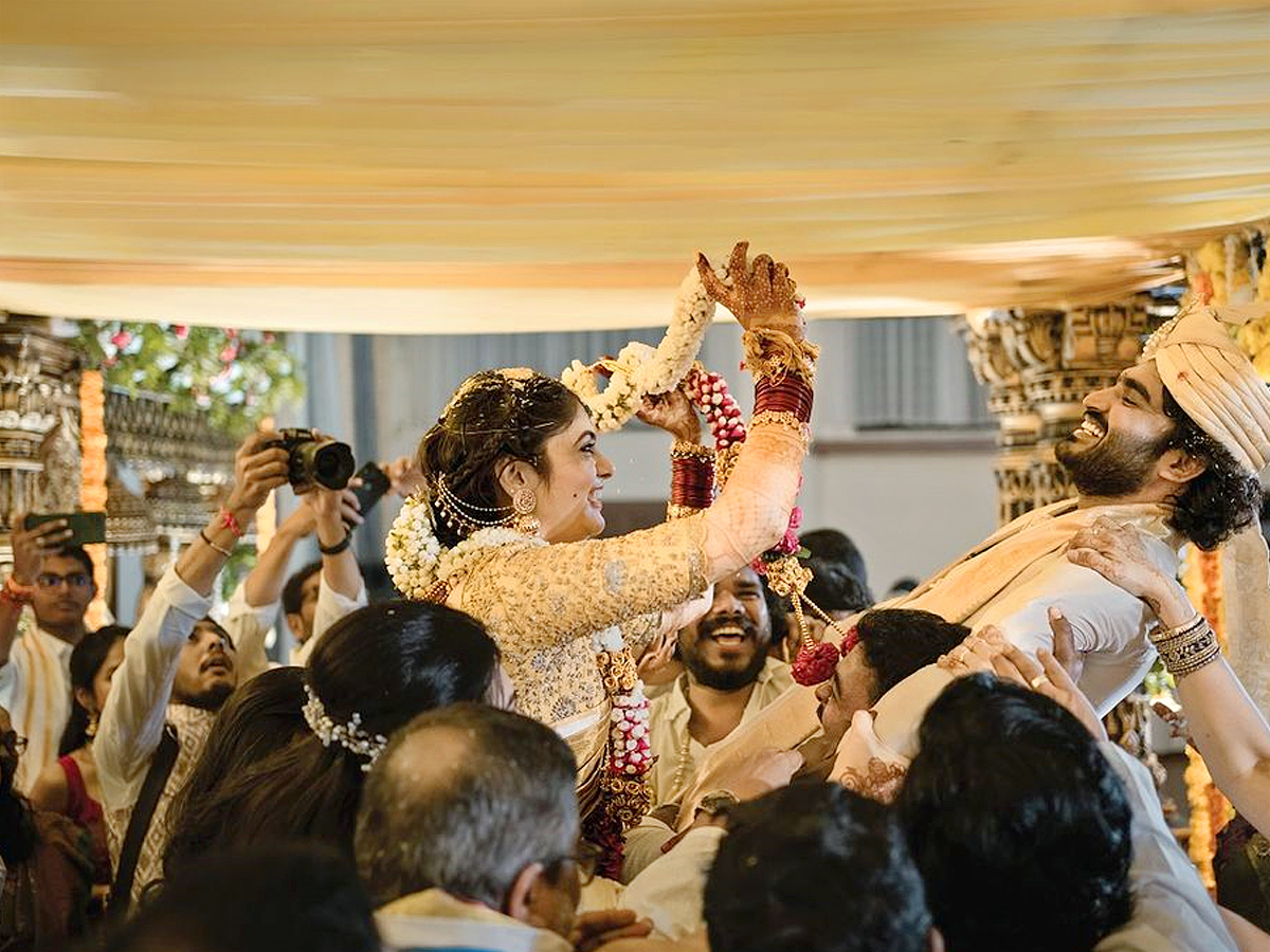 Kiran Abbavaram And Rahasya Gorak Wedding Shares in social Media to convey The wishes Photos6