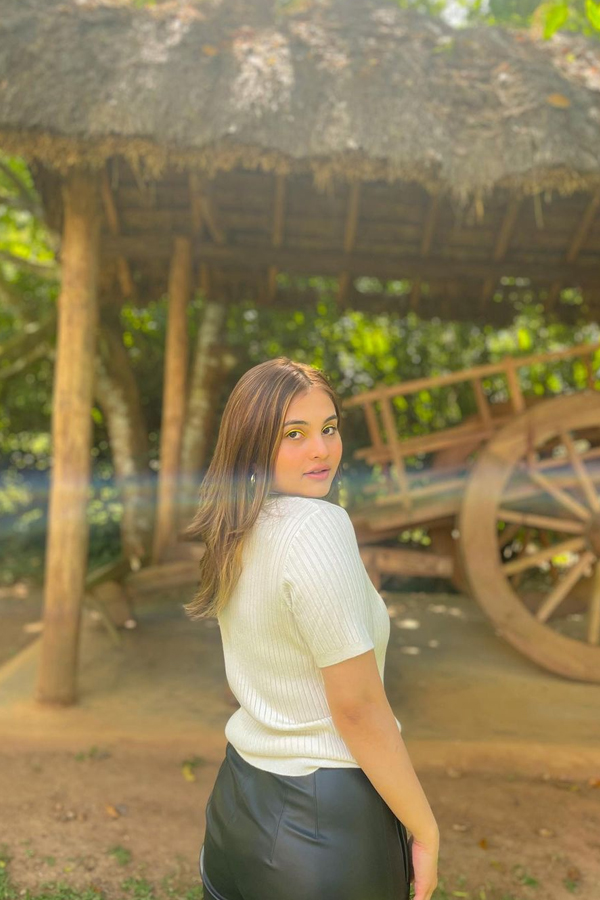 Actress Sai Ramya Pasupuleti Stunning Photos Goes Viral21