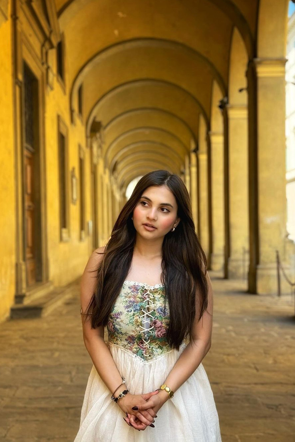 Actress Sai Ramya Pasupuleti Stunning Photos Goes Viral10