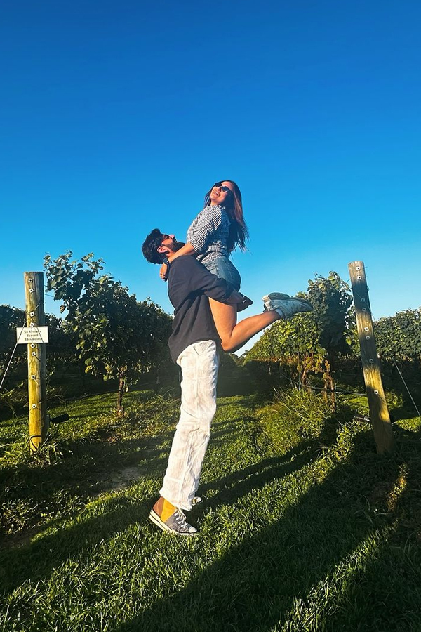 Actress Sonakshi Sinha And Zaheer Iqbal Enjoying Honeymoon In US4