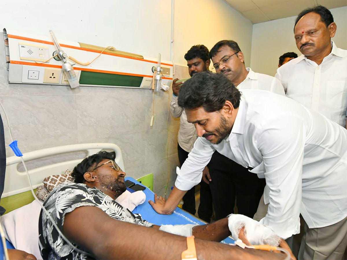 YS Jagan Visits Anakapalle Atchutapuram Sez Incident Photos 15