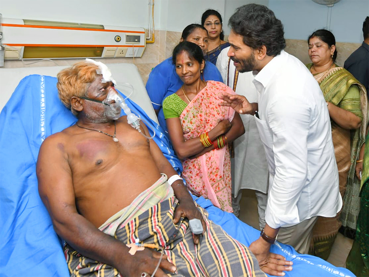 YS Jagan Visits Anakapalle Atchutapuram Sez Incident Photos 7