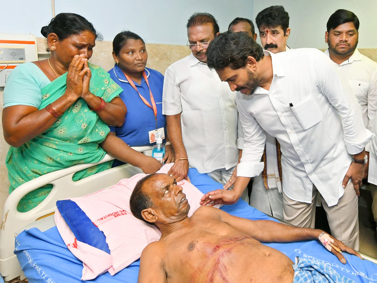 YS Jagan Visits Anakapalle Atchutapuram Sez Incident Photos 8