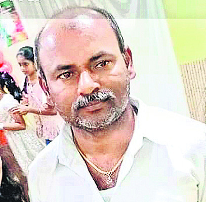 ● జిల్లాలో కుదేలైన పాడి పరిశ్రమ ● 21 నుంచి పాల సేకరణ ని1