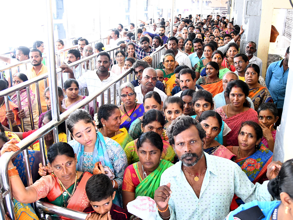 Varalakshmi Vratam performed atop Indrakeeladri Vijayawada36