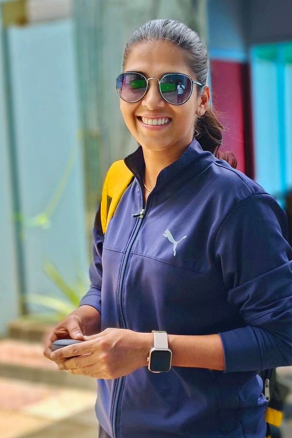 Intresting Facts About Team India Cricketer Washington Sundar sister Shailaja Photos20