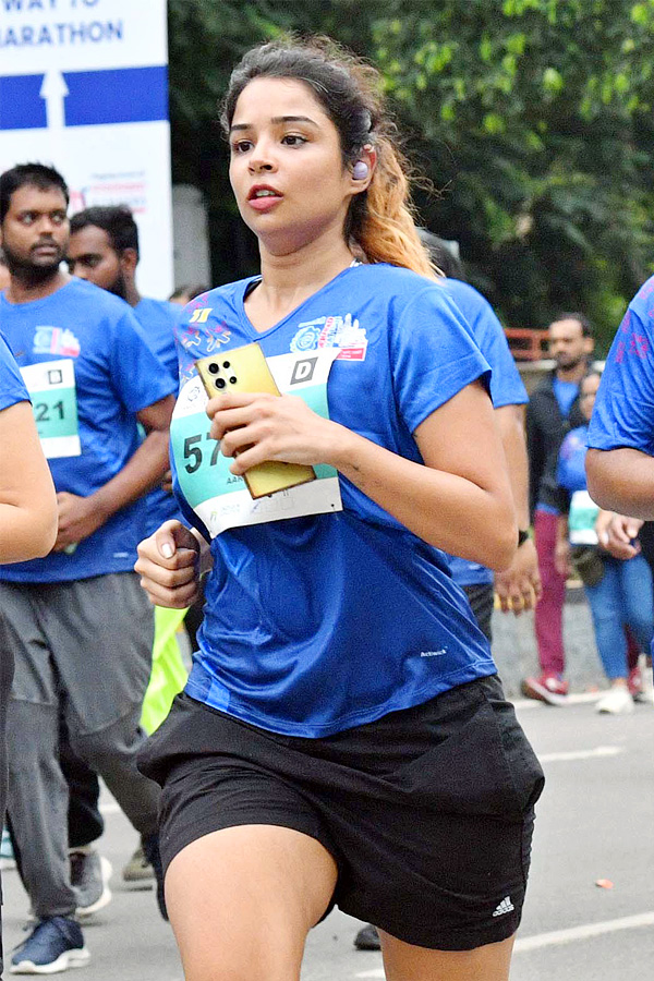 NMDC HYDERABAD MARATHON 2024 5K RUN At Hitex Exhibition Ground At Madhapur Photos13