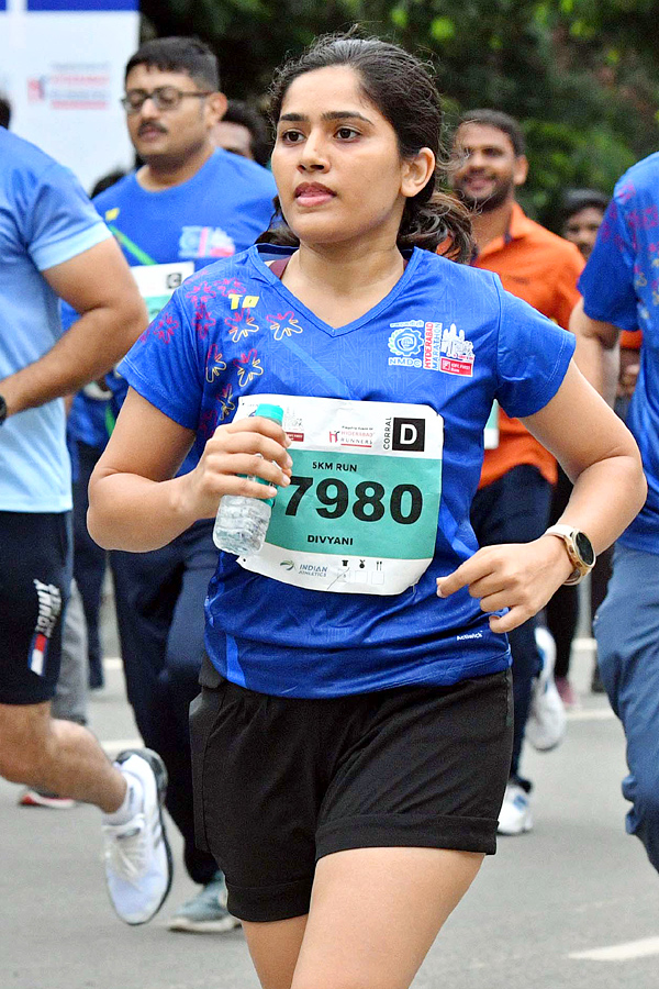 NMDC HYDERABAD MARATHON 2024 5K RUN At Hitex Exhibition Ground At Madhapur Photos16