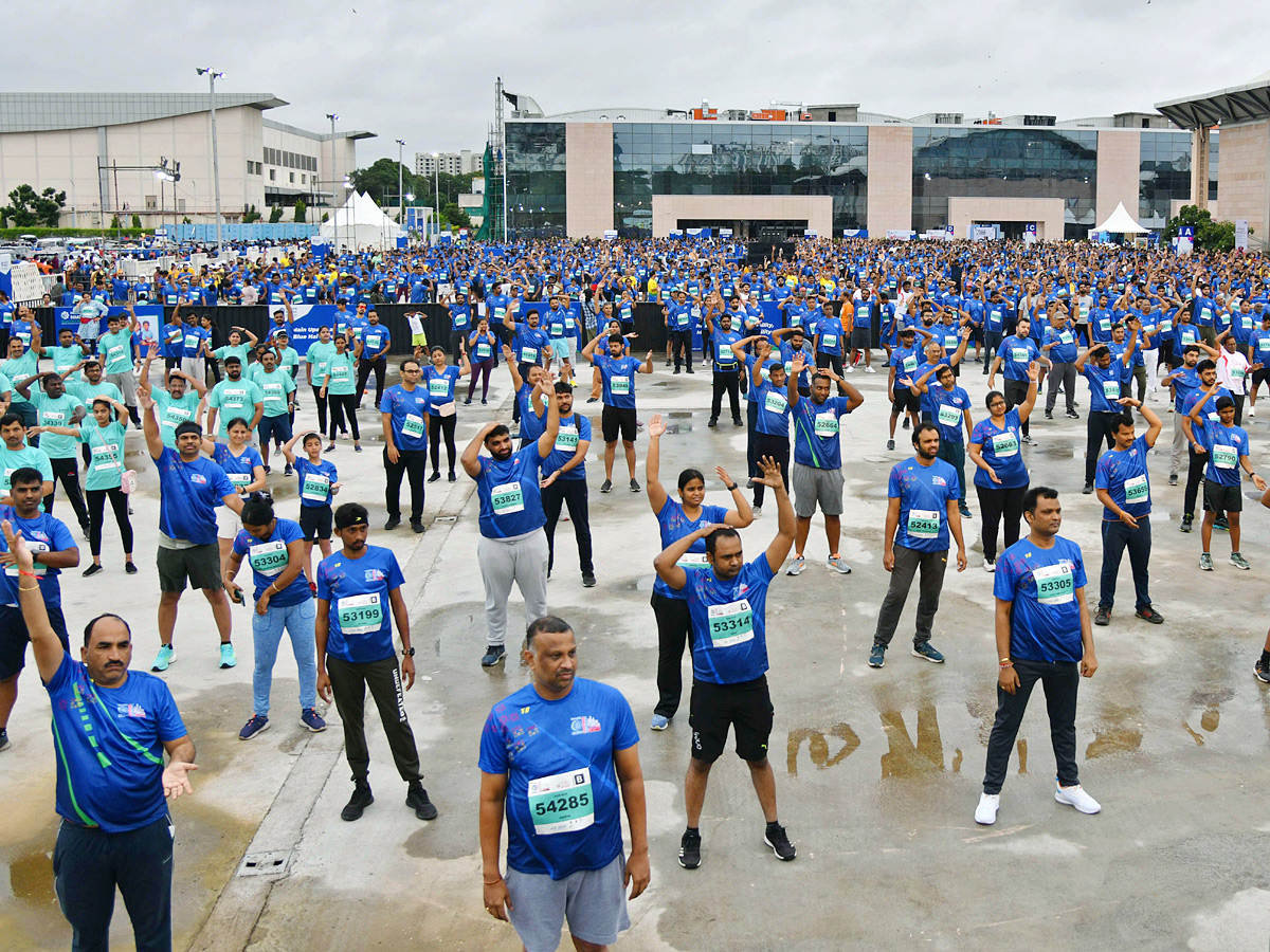 NMDC HYDERABAD MARATHON 2024 5K RUN At Hitex Exhibition Ground At Madhapur Photos30