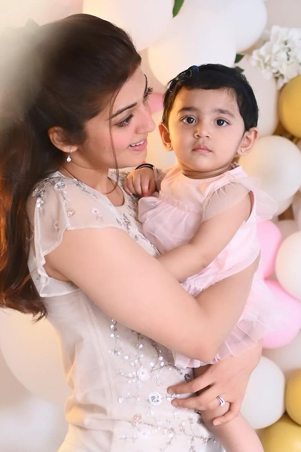 Pranitha Subhash Baby Shower photos Goes in Social Media5