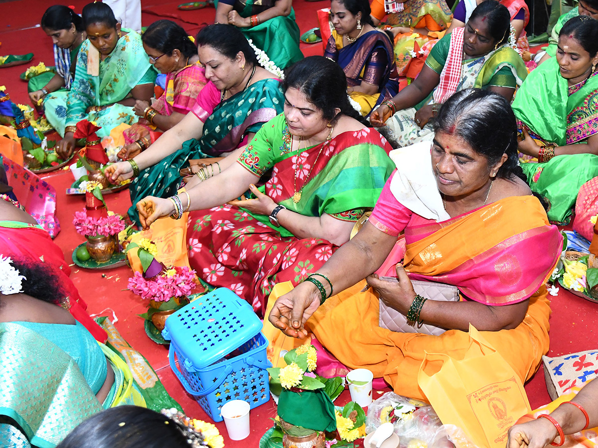 Varalakshmi Vratam performed atop Indrakeeladri Vijayawada11